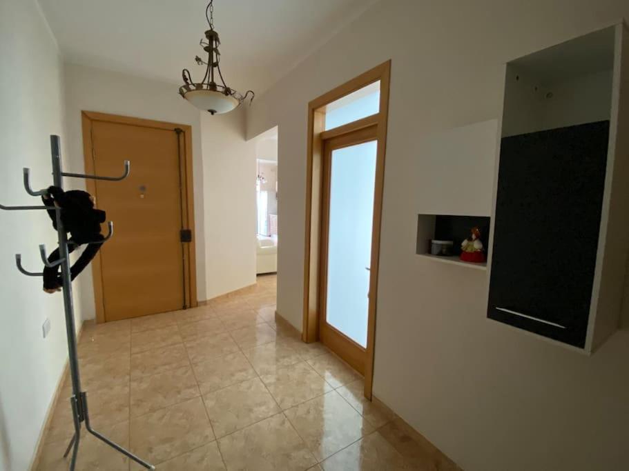 May Flower: Modern Flat Close To Airport/Bus Stops Tarxien Exterior photo